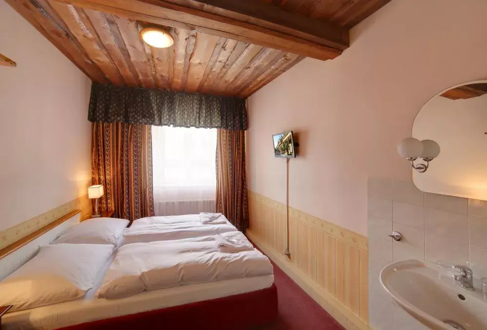 Photo 3 of Hotel Kavalerie
